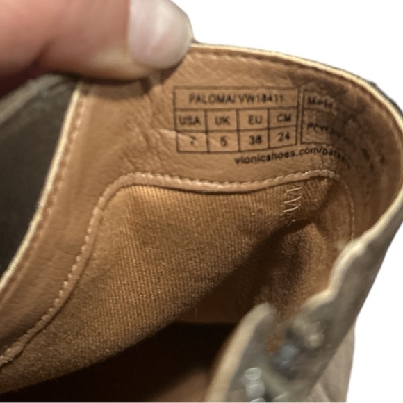 NWOB - Vionic Paloma Suede Wedge Bootie - size 7 - Picture 7 of 7
